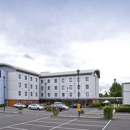 Premier Inn London 엔필드 외부 사진